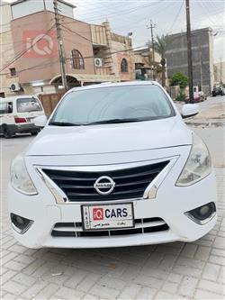 نيسان فيرسا